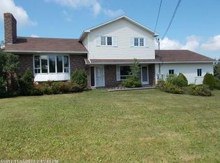 219 19th Ave, Madawaska, ME 04756