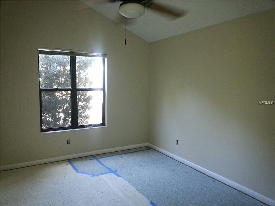 2nd image of 3258 Adrian Ave #A