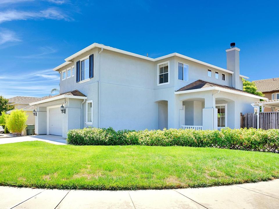 1st image of 754 Wisteria Dr