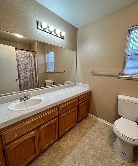 1467 Acorn Ct — Photo 8