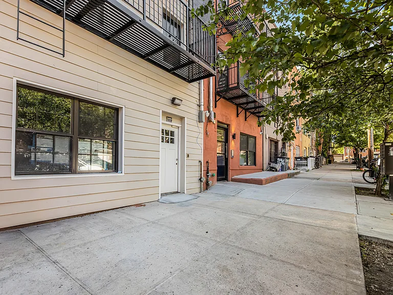 1000 Findlay Ave #Penthouse 2 — Photo 13