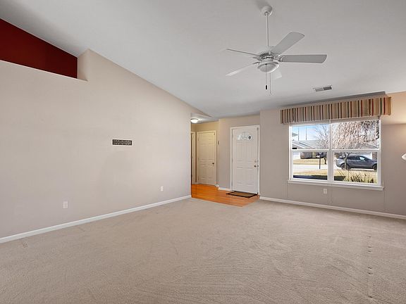 3rd image of 9131 Williams St