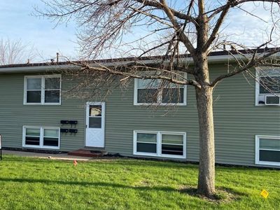 483 Fairview Dr, Madrid, IA, 50156