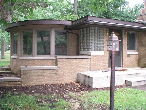 2nd image of 1704 Scottswood Dr