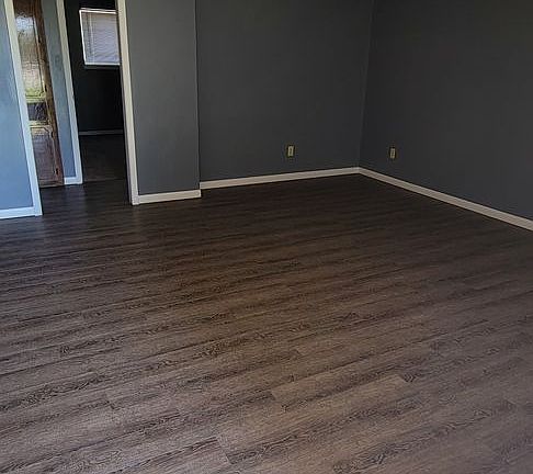 2nd image of 502 Mary St #108