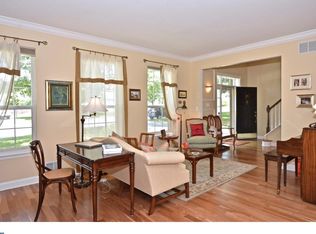 25 Wyckoff Dr, Pennington, NJ 08534