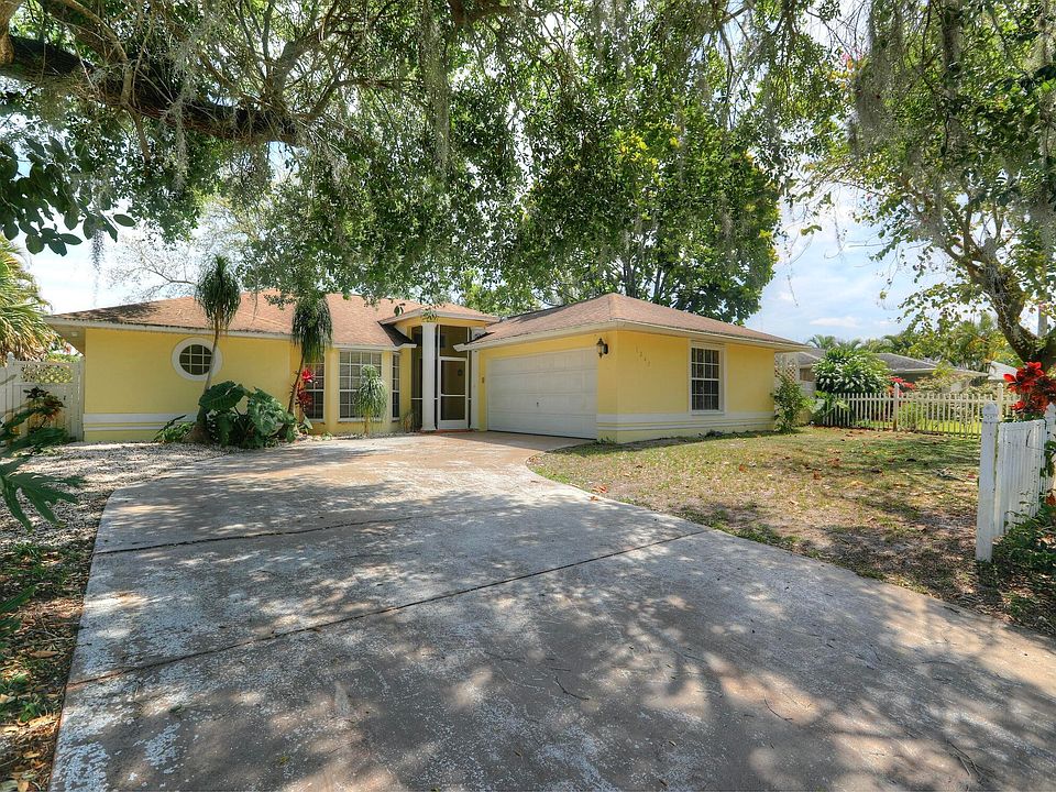 1245 George Street, Sebastian, FL 32958 | Zillow