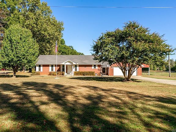 3rd image of 1332 Cocklebur Rd