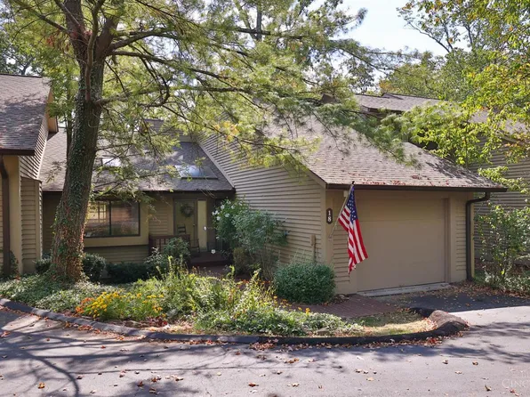 18 Big Oak Ln, Milford, OH 45150