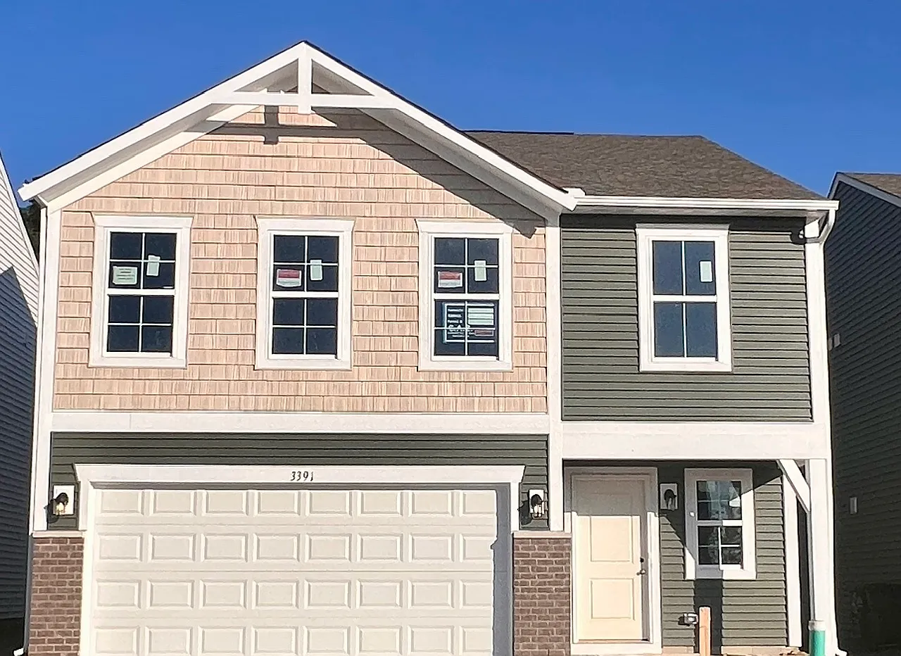 4 bed, 2.5 bath, 2000 sqft, $2,450 — Photo 4