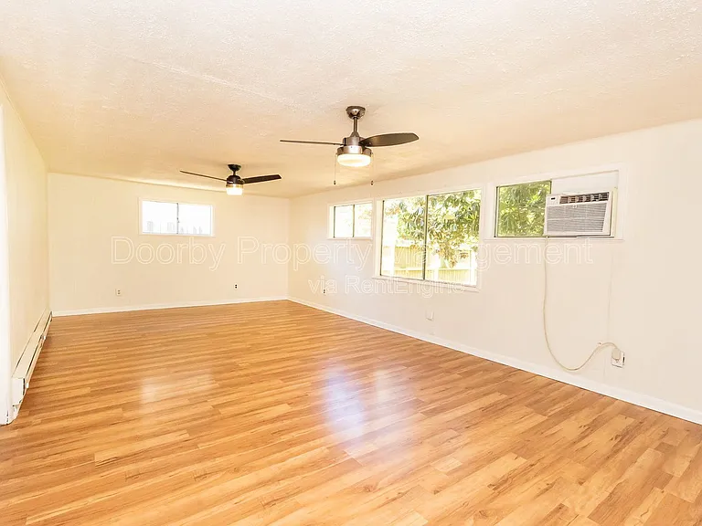 5270 Rotary Dr — Photo 15
