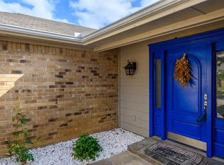 2707 Glenwood Ct, Carrollton, TX 75006