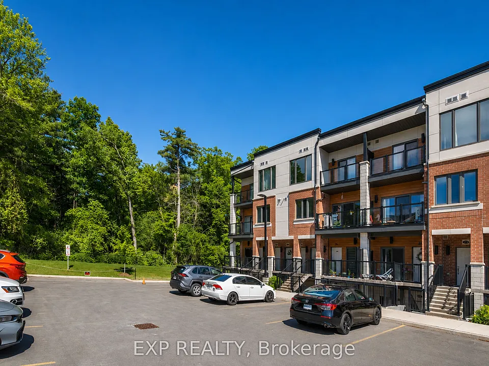 25 Isherwood Ave #23