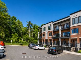 25 Isherwood Ave #23, Cambridge, ON N1R 0E2