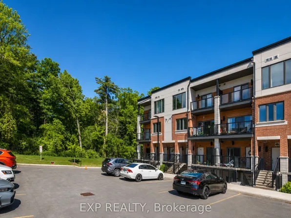25 Isherwood Ave, Cambridge, ON