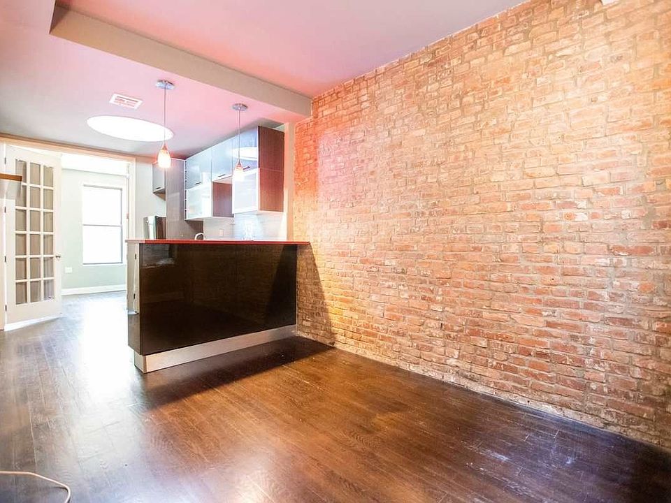 1st image of 524 Chauncey St #L2