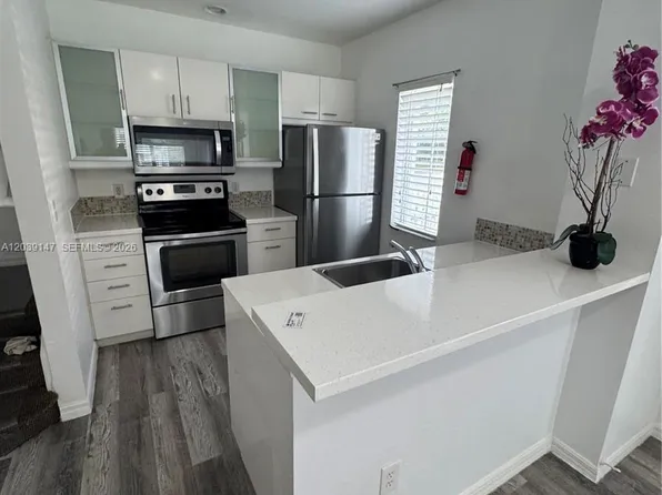 4006 Santa Maria Dr APT 108, Kissimmee, FL 34741