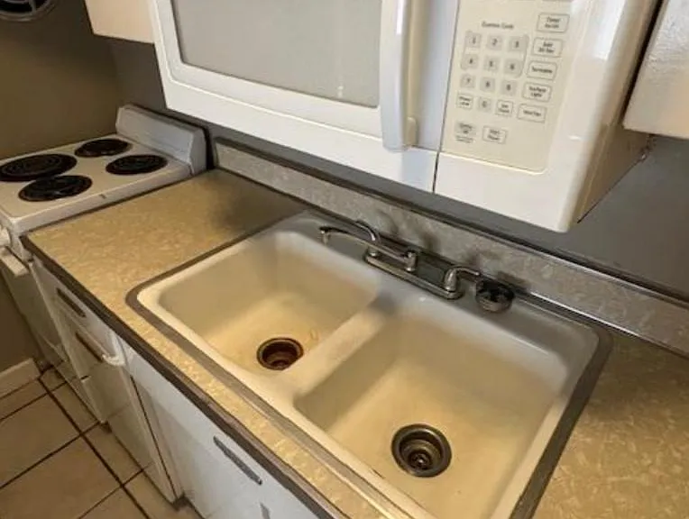 Unit Photo