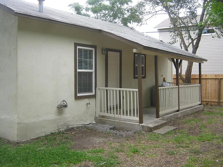 415 Kendall St — Photo 25