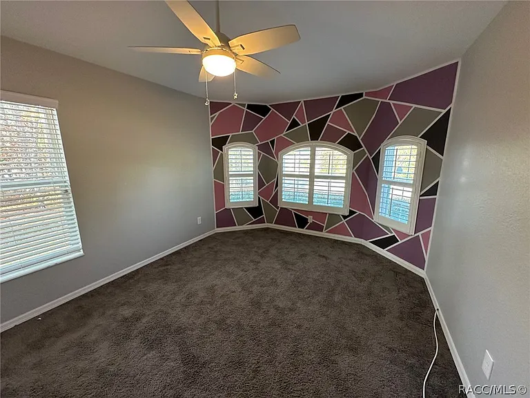 5825 N Larkspur Way — Photo 9