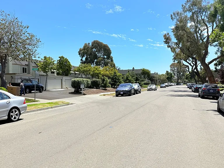 1033 Fontana Dr — Photo 26