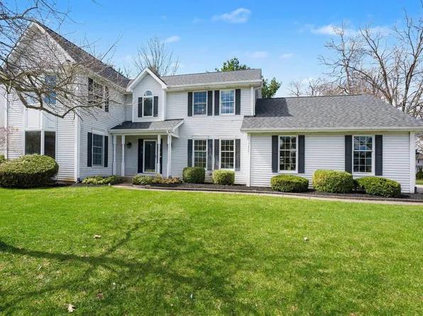 52321 Brendon Hills Dr, Granger, IN 46530