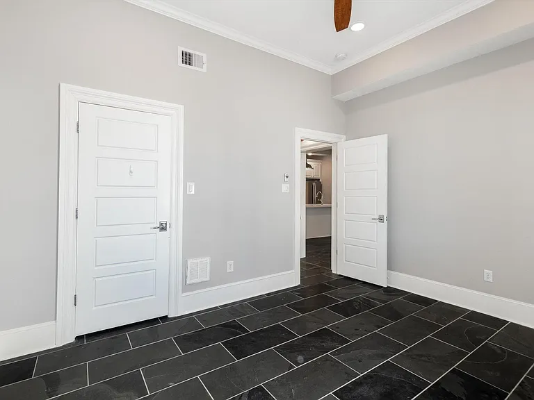 2401 Market St #101 — Photo 19