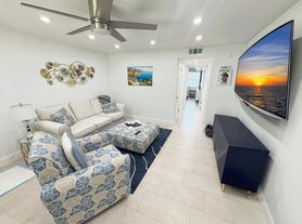 18 Piedmont Way, Delray Beach, FL