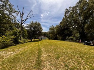 922 W Thomas Allen Rd, Cookeville, TN 38501