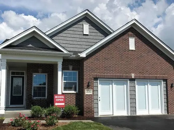 25703 S Rivers Plaza Dr, Channahon, IL 60410