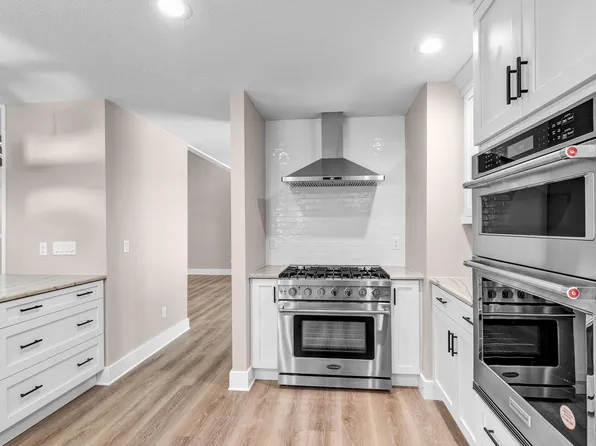 343 Oaklake Ln, Niceville, FL 32578