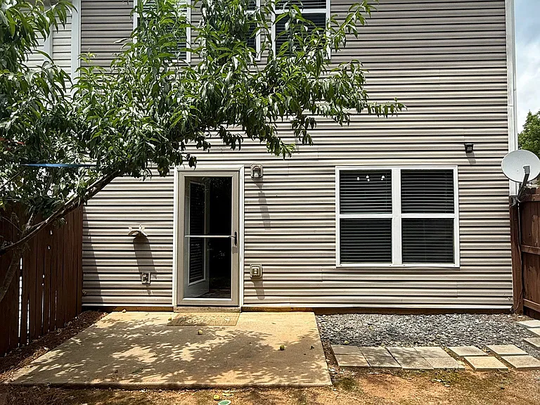 518 Oakside Pl — Photo 20