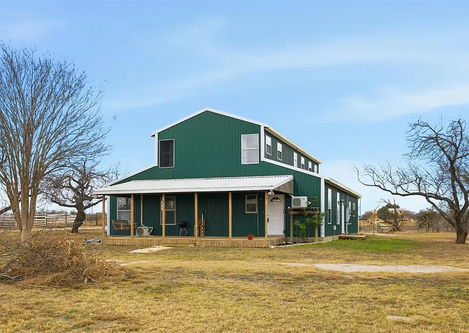 610 Eastview Dr
