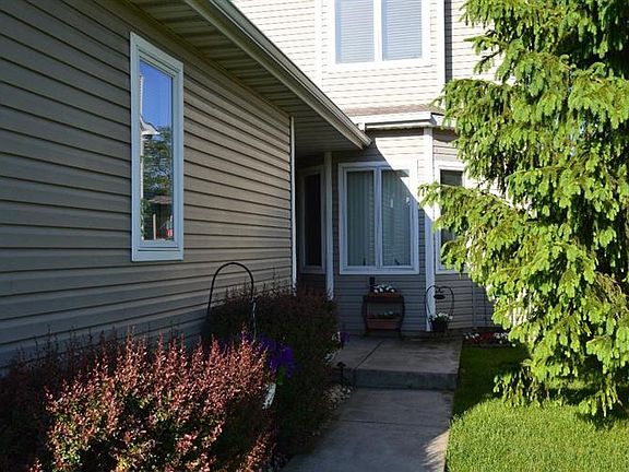 2nd image of 11329 Valley Dr