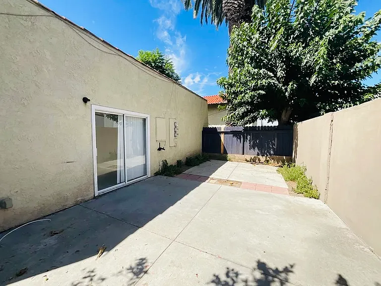 707 E Orangewood Ave #A — Photo 7