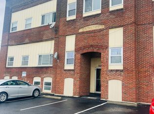 705 Thornton St #C, Sharon, PA 16146