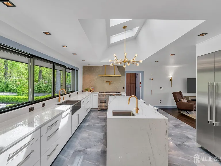 792 Partridge Dr — Photo 17