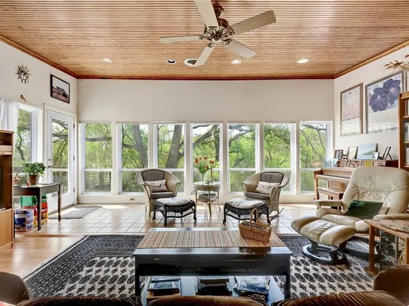 2119 W 10th St, Austin, TX 78703