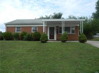 213 Magnolia Ln, Fairborn, OH 45324
