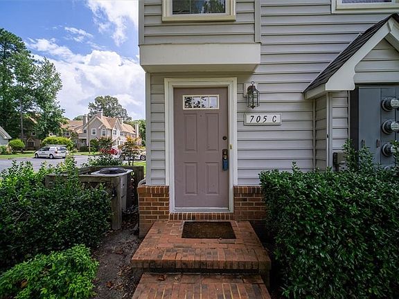 5th image of 705 Holston River Ct APT C