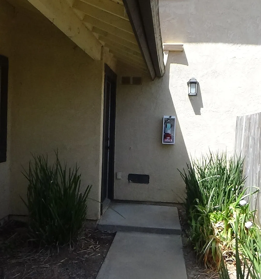 2 bed, 863 sqft, $2,300 — Photo 3