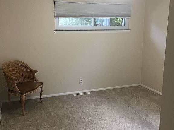 4th image of 1278 Ranchland Dr