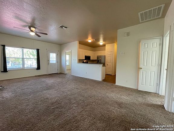 2nd image of 4930 Fortuna Pl
