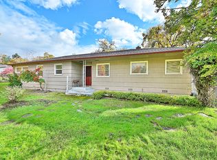 2100 Woodlawn Dr, Medford, OR