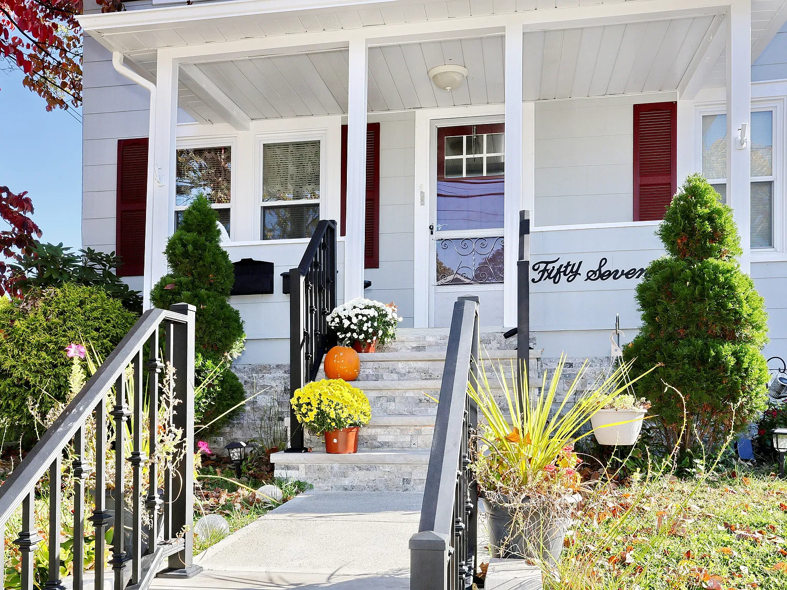 2 bed, $2,000 — Photo 2
