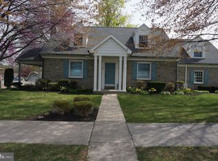 422 E Oak St, Palmyra, PA 17078