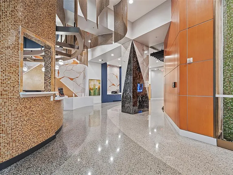 155 S Court Ave #2502 — Photo 2