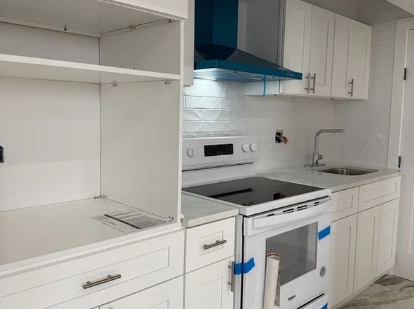 102 Harding Park Floor 1