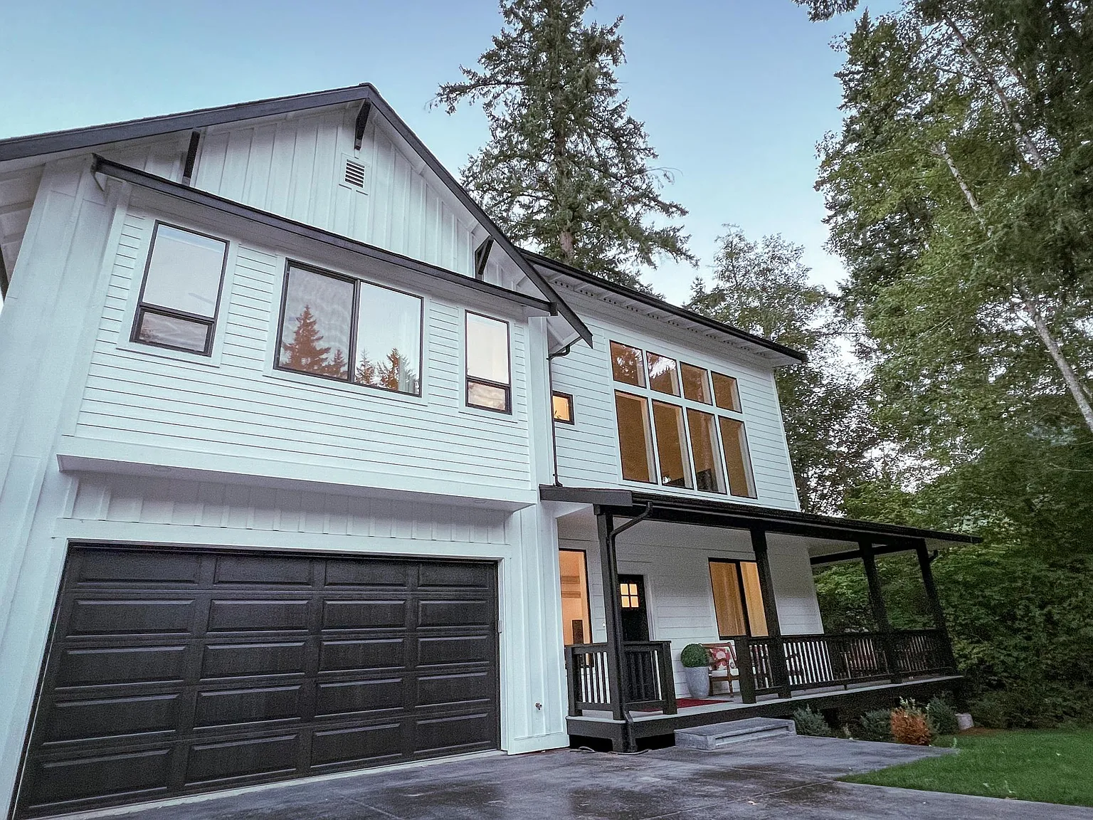 472 E Alder Dr — Photo 1