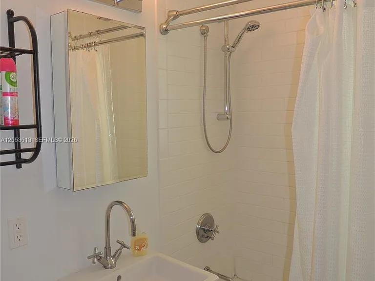 1215 Meridian Ave #8 — Photo 12